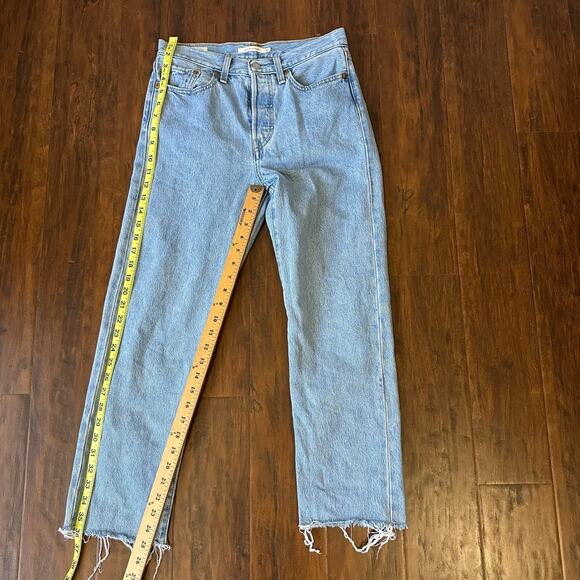 LEVIS Wedgie Straight Jeans Blue Denim Frayed Crop High Rise Grunge - Picture 13 of 14